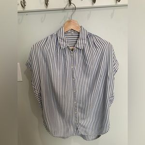 Madewell Drapey blue and white strip shirt in size xs
